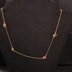 Necklace with little knots and earrings with knots